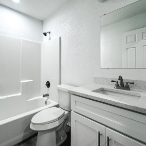 3-bed-2-bath-bathroom