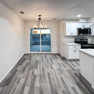 3-bed-2-bath-dining-area-1
