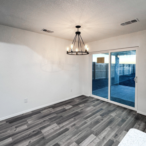 3-bed-2-bath-dining-area-2