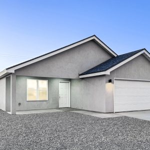 3-bed-2-bath-exterior-2